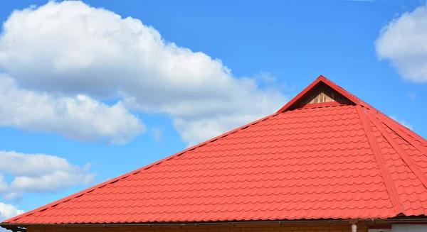 What to Expect from Roof Installation Contractors in Fort Worth