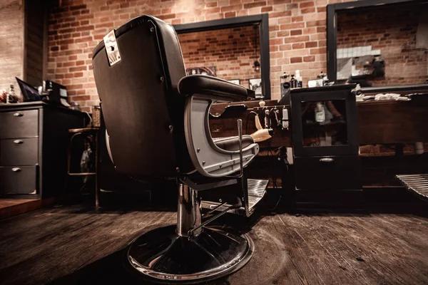 How Barber Chair Design Impacts Your Shop’s Atmosphere