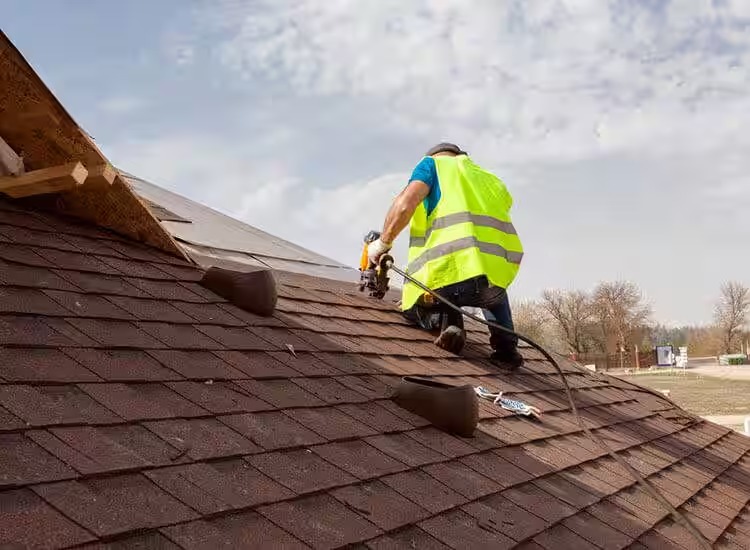 What to Expect from Reliable roofing services