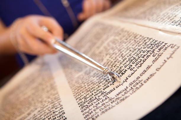 Learn About the Community Work of Chevra Lomdei Mishnah