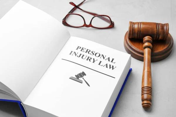 Signs You Need a Personal Injury Attorney Right Away