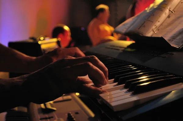 Exploring Traditional Kaddish Recital Services and Their Significance